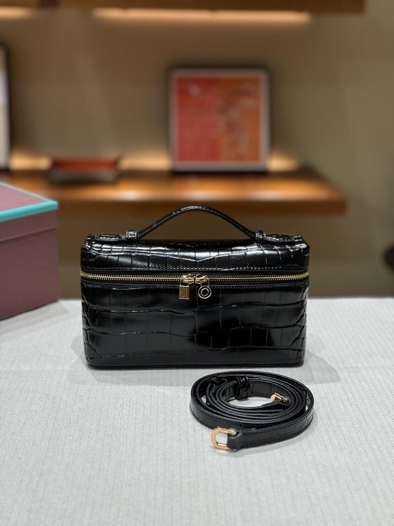 Роскошная сумка через плечо из кожи крокодила и страуса