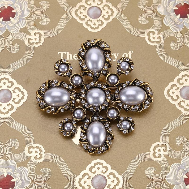 Vintage Baroque Pearl Brooch Exaggerated Cross Brooch Brooch Fashion Multifunctional Clothing Accessories