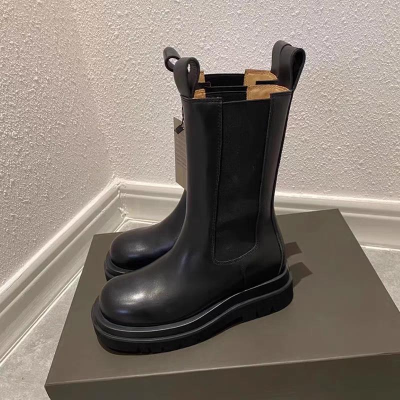 Коровья кожа с артефактом модная очень европейская и американская версия эластичная платформа Челси средние ботинки женские осенние ботинки Мартин голые ботинки