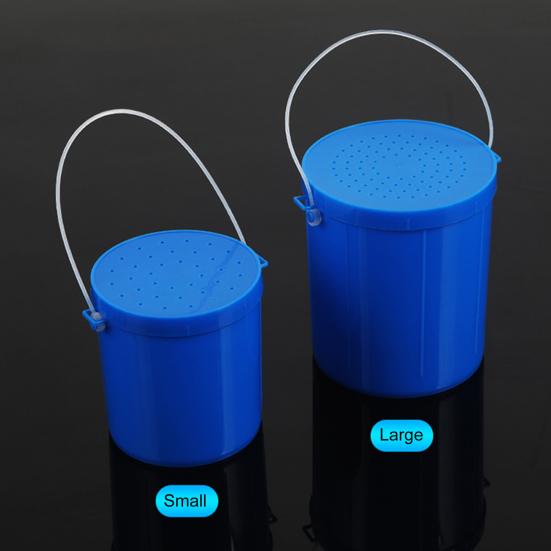 Live Bait Bucket with Portable Handle Breathable Anti-drop Cover Fishing Earthworm Storage Box Small Live Red Worm Container Fishing Accessories