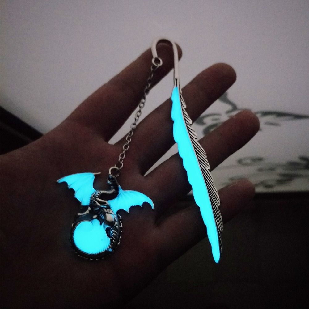 Подарок учителю Бабочки Канцелярские товары Закладка Металлическая закладка Закладки-перья Светящаяся закладка