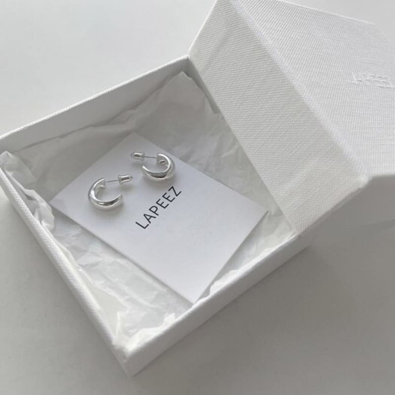 LAPEEZ Базовые серьги