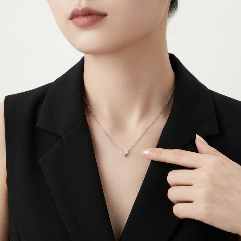 Moissanite Pendant Necklace Women Fashion Light Luxury Clavicle Chain Daily Wear