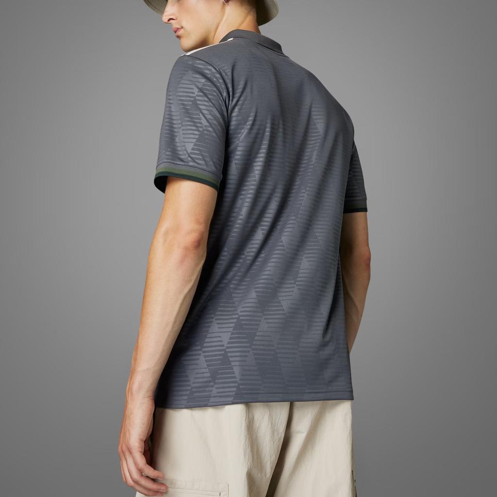 Adidas Originals FC Bayern X Originals Logo Fashion Slim Fit Comfortable Short Sleeve Football Shirt Men Tops Gray IW7299