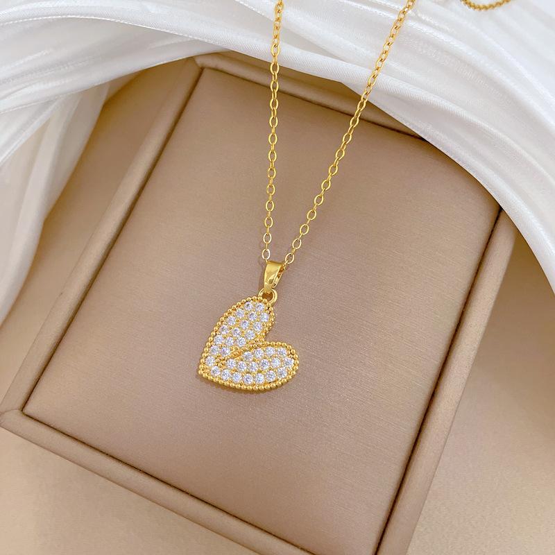 Full Diamond Love Fashion Light Luxury Temperament Gorgeous Full Diamond Necklace Female Versatile Collarbone Chain Titanium Steel Chain