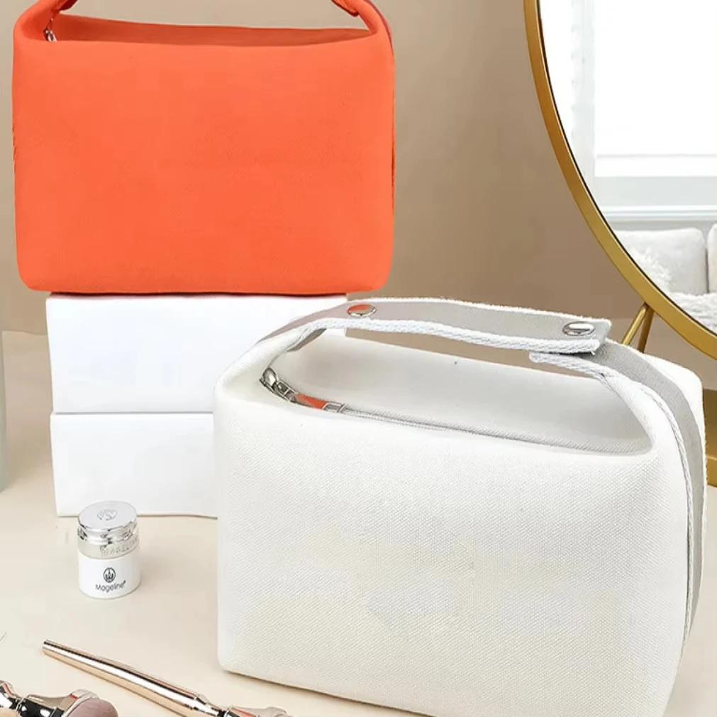 Portable Travel Canvas Makeup Bag Waterproof Dustproof Large Capacity Toiletry Bag Simple Handheld Design Storage Solution