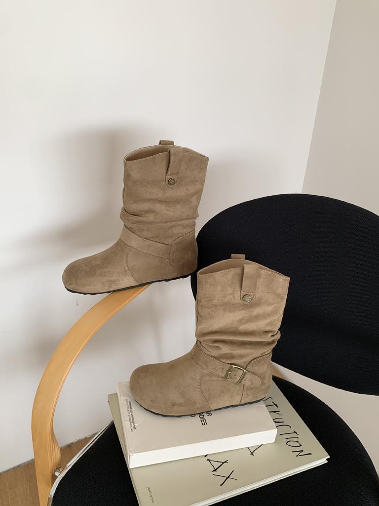 2025 winter new pleated stacking boots women's retro matte fleece western boots medium tube Martin boots inner heightening short boots