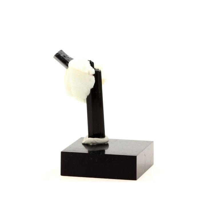 Pierres et Minéraux. Tourmaline Schorl. 31.5 ct. Shigar Valley, Skardu District, Pakistan.