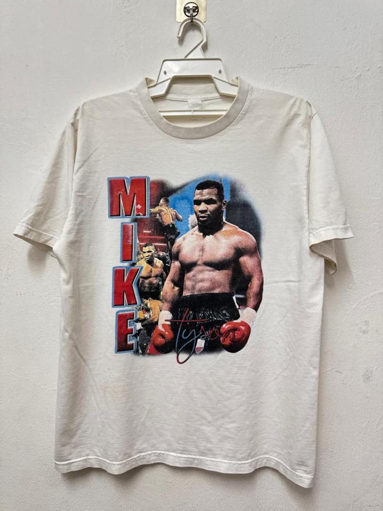 Mike Tyson Photo T shirt / Vintage 90's T shirt Boxing Mike Tyson Tee / Height weight Boxing T shirt / Champion Boxing Tee / Size L