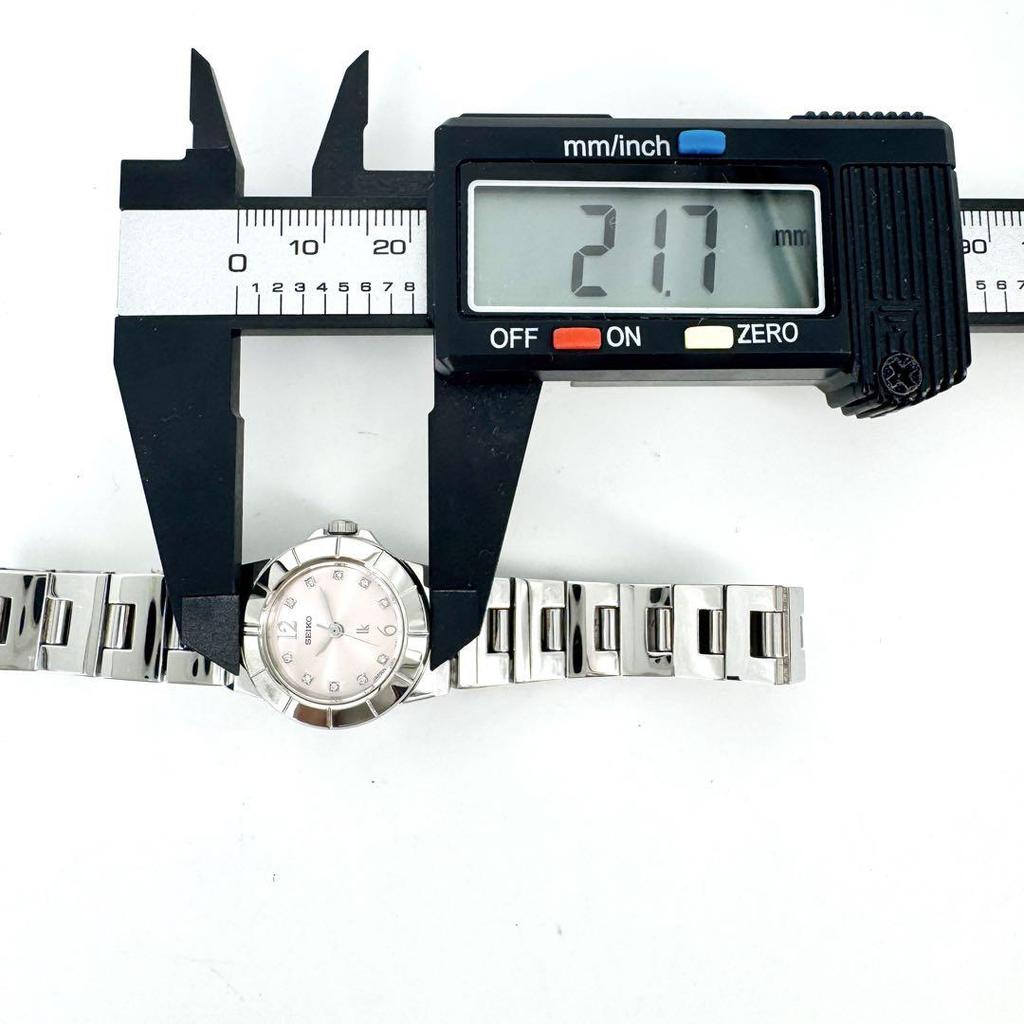 [USED] Box/Battery SEIKO LUKIA 10P Diamond Watch Pink