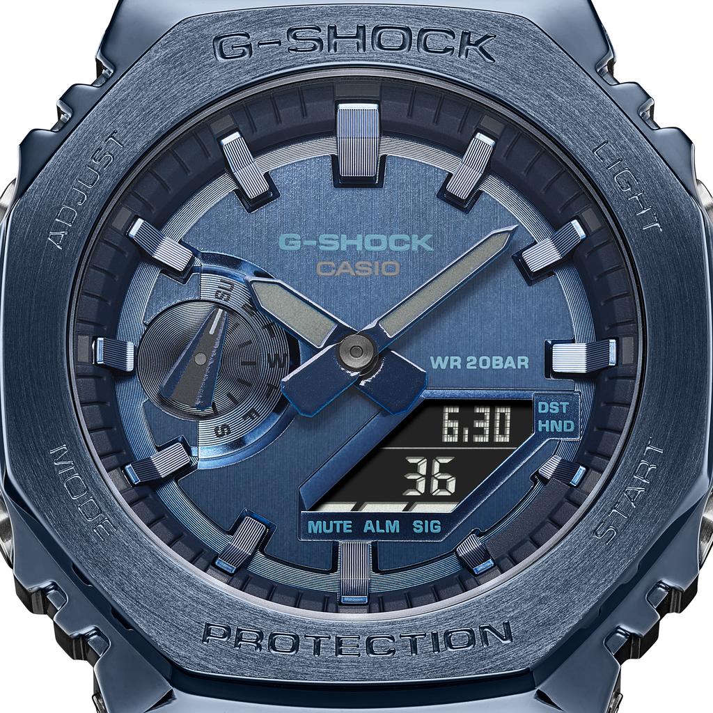 Casio Men's Stainless Steel 200M Water Resistant Analog Shock Resistant Quartz Watch GM-2100N-2A