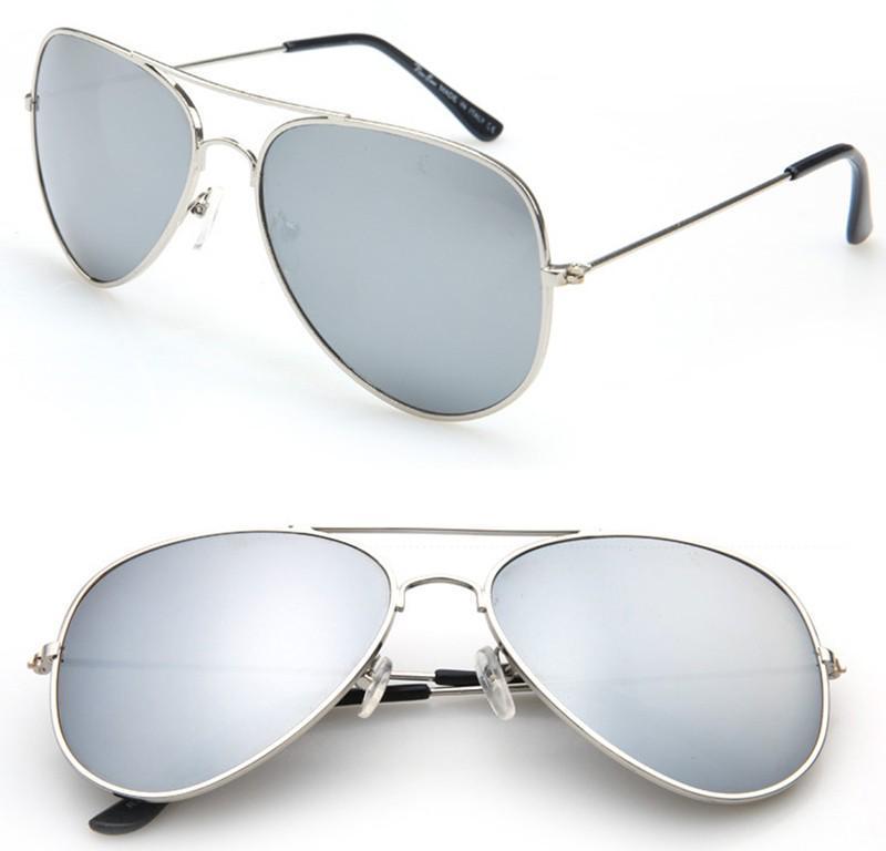 Зеркальные солнцезащитные очки авиаторы