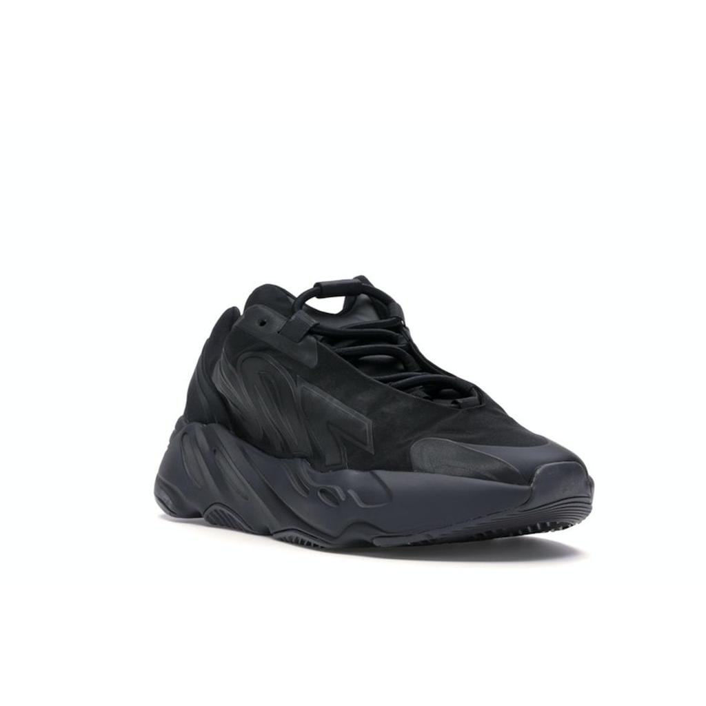Adidas Yeezy Boost 700 MNVN Тройные черные кроссовки унисекс FV4440