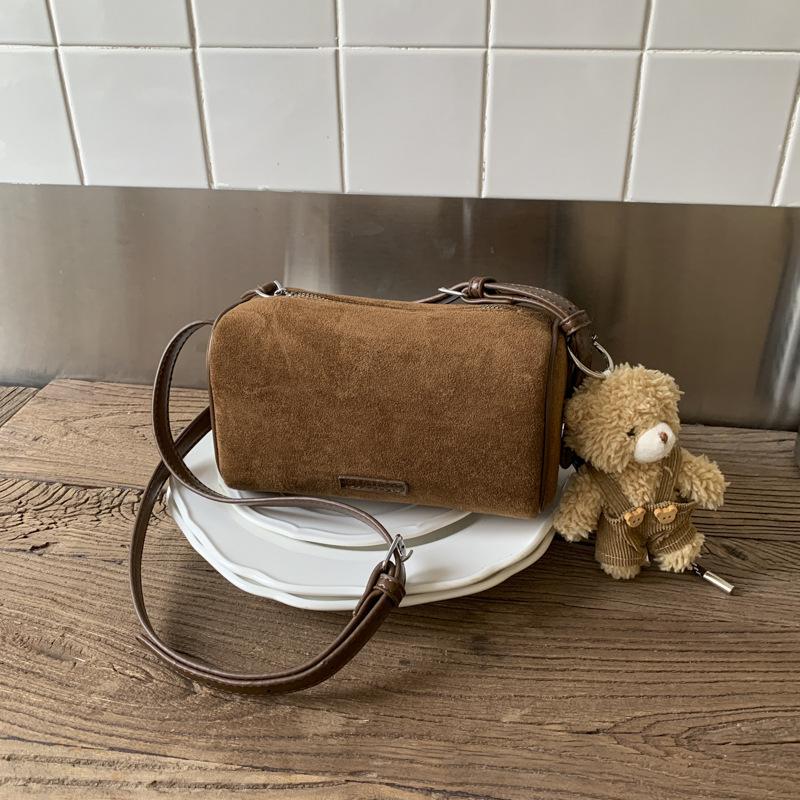 Осень и зима, нишевая сумка подмышку высокого класса, новая сумка-подушка большой вместимости, модная матовая сумка-мессенджер