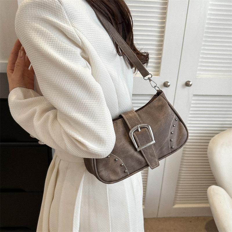 2025 зима новая простая модная ретро повседневная однотонная сумка-подмышка через плечо с заклепками женская