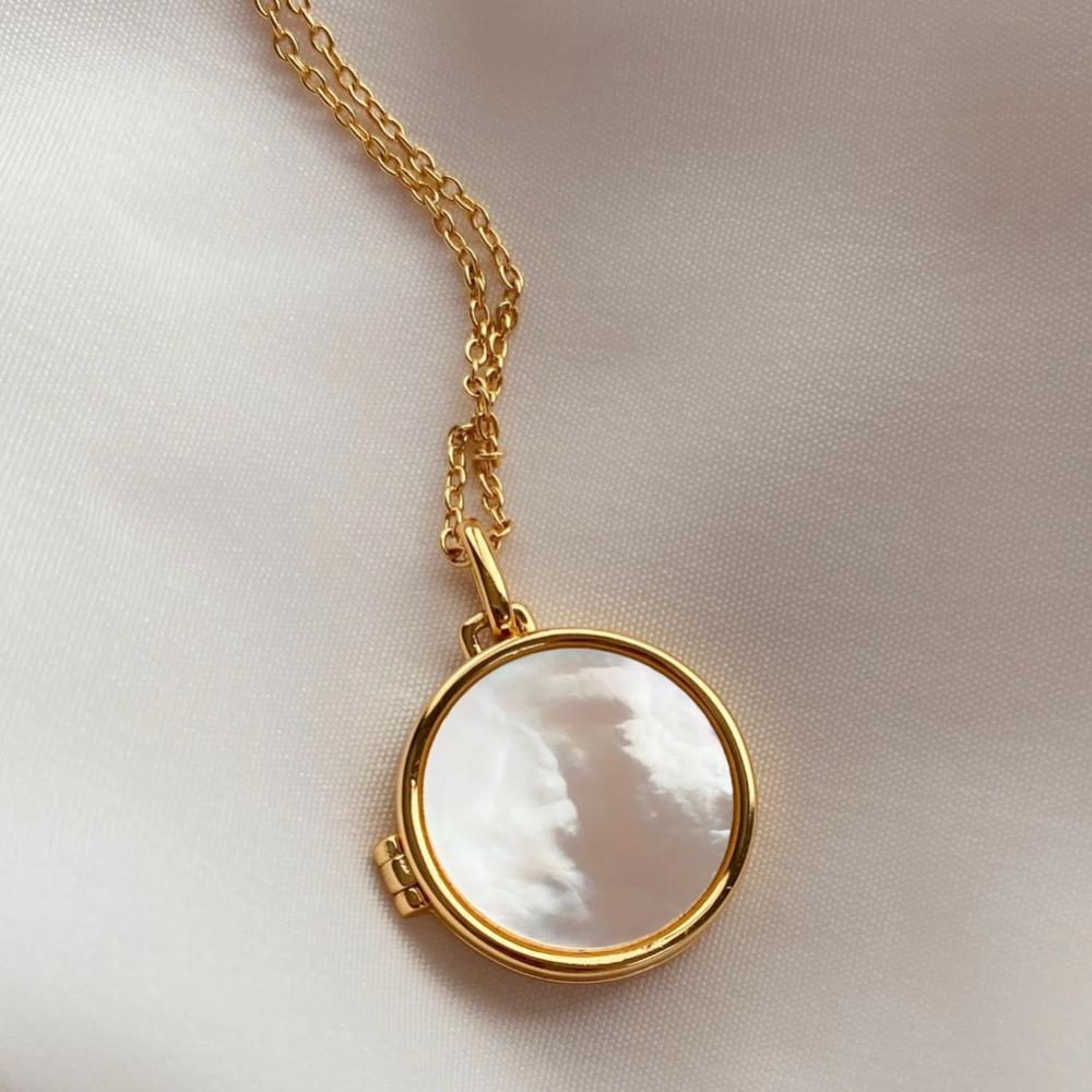 DIY Photo Hold Necklace Magnetic Memorial Jewelry Personalized Shell Album Necklace  Couple