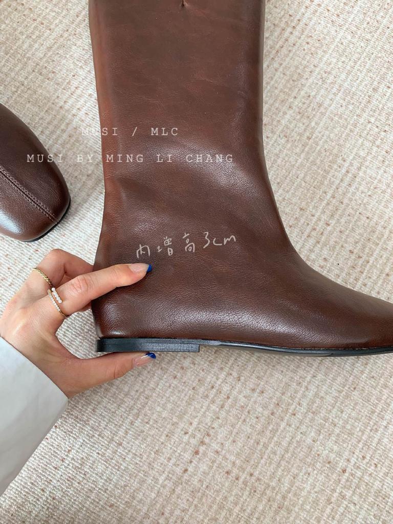 Французское увеличение внутренней высоты, но женские ботфорты 2025 новые тонкие ботфорты квадратный носок плоская подошва рукав рыцарские сапоги