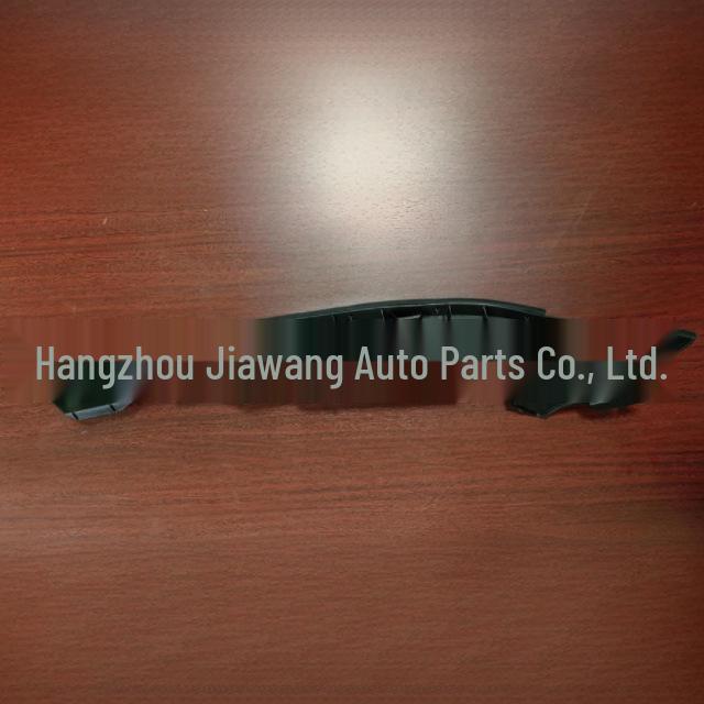 Накладка на крыло Toyota 2023 BZ3 (Правильно) 53825-03020 и (Осталось) 53826-03020