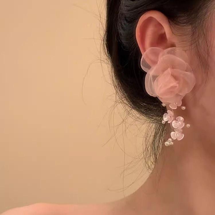 Серьги-клипсы с кисточками и розовыми цветами - Элегантный дизайн в сказочном стиле для женщин