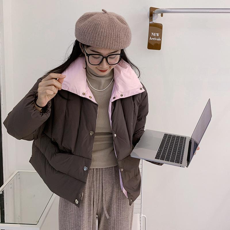 Короткая куртка на белом утином пуху, подходящая по цвету, женская, зимняя, 2024 года, свободная, с дизайном сращивания, маленькая куртка из хлеба