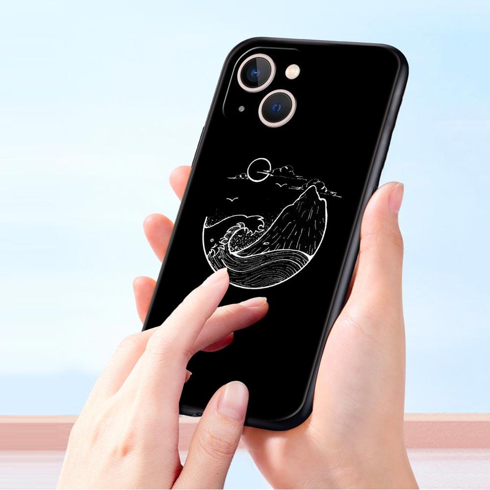 Couple Black and White Love Sun Moon Luxury Phone Case For iPhone 13 15 14 12 11 Pro MAX XR X SE XS 7 8 Plus Silicone Cover