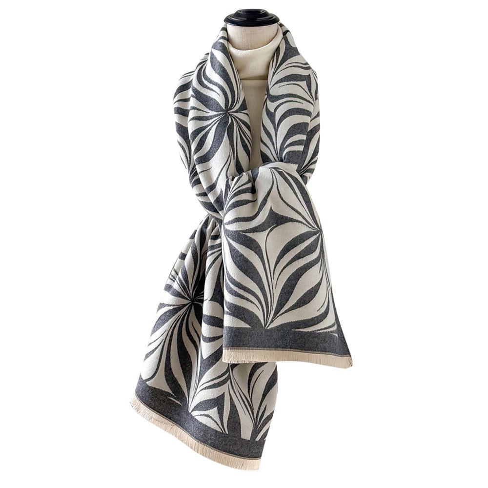 Versatile Imitation Cashmere Scarf Warm Jacquard Shawls  Winter Season Women Fashion Accessory