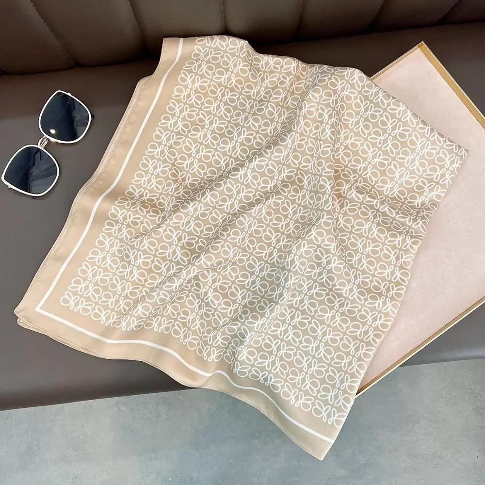 High Quality 90x90 Cm Printed Scarf Breathable Lightweight Silk Feel Scarves Printed Musilim Lady Hijab