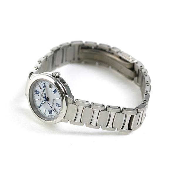 Citizen Exceed Titania Line Солнечные часы Радиоуправляемые часы ES9320-52W
