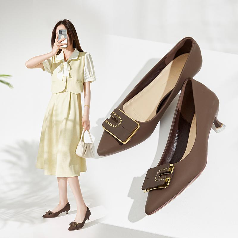 [Same as in the mall] French pointed double layered square buckle thin heel low heel shallow mouth single shoe