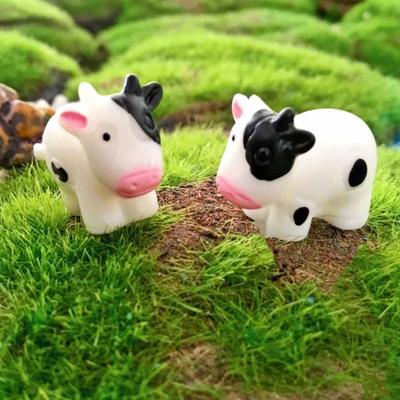 24 шт., мини-статуэтка молочной коровы, смола, крошечный орнамент для крупного рогатого скота, миниатюрная статуя животного, игрушка, сказочный сад, микропейзаж для рабочего стола