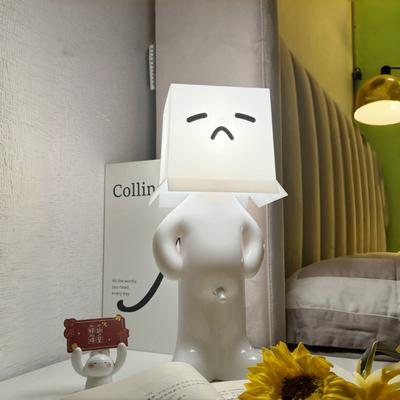 Claeted Naughty Boy Creative USB Plug Настольная лампа Уникальная светодиодная плиссированная лампа для чтения Спальня Ночной светильник для спальни Подарок детям