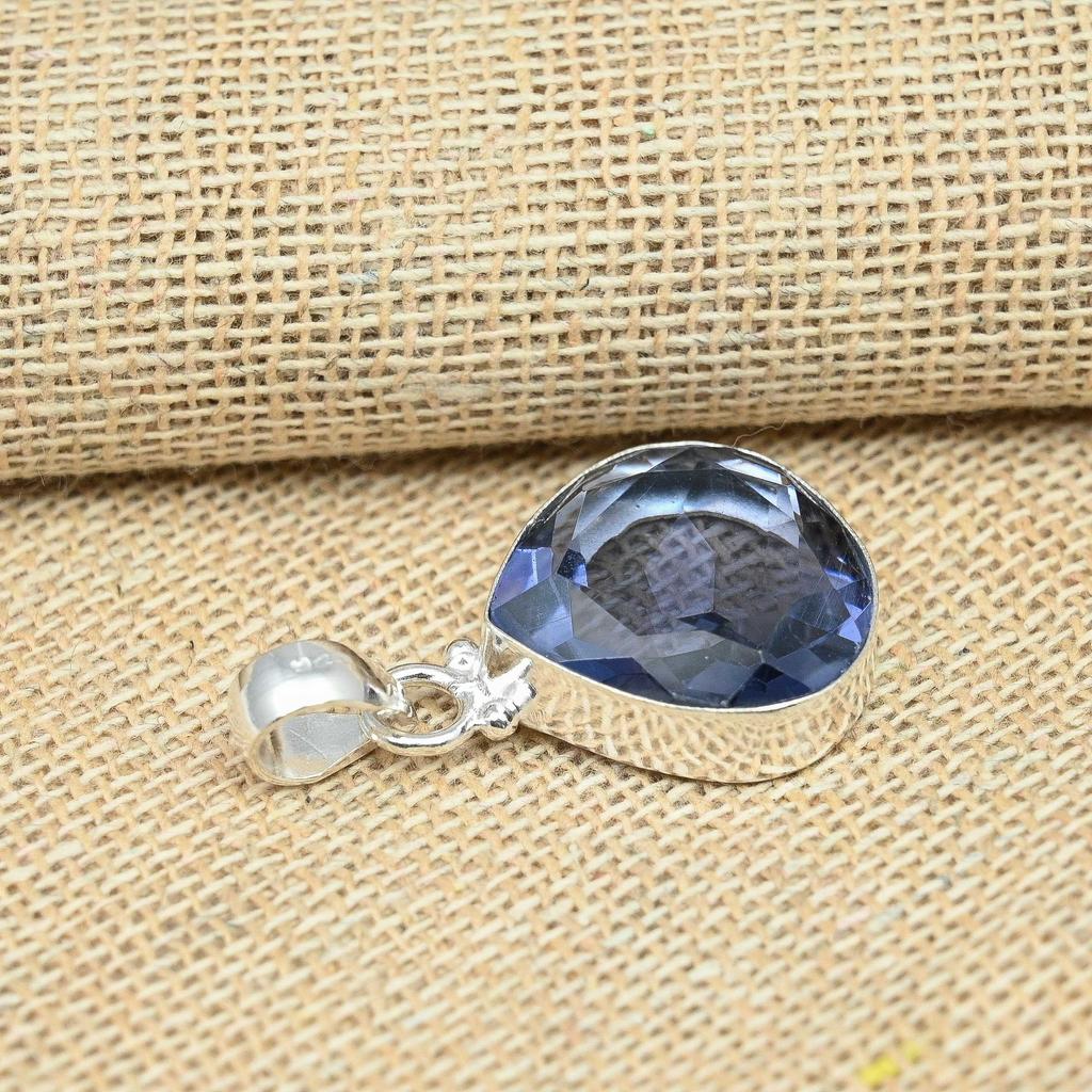 Beautiful Tanzanite Gemstone 925 Sterling Silver Pendant Handmade Jewelry Gift For Women