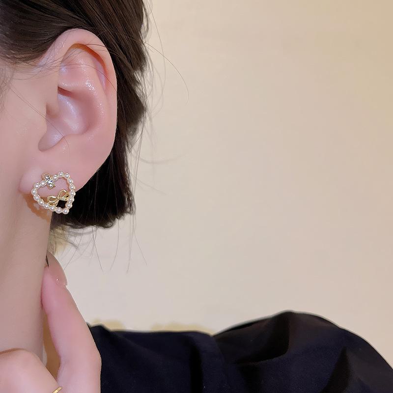 Элегантные серьги-бантики с жемчугом любви и полыми элементами высокого класса, с серебряным штифтом S925