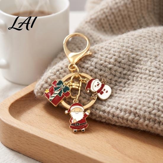 Festive Keychain Accessory Christmas Santa Tree Snowman Keychain Golden Plated Zinc Alloy Pendant Handbags Decorative with Lobster Clasp Holiday