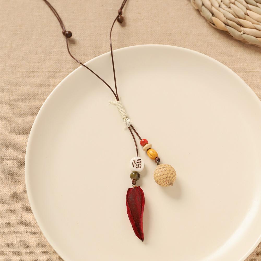 Handmade woven necklace pendant in Chinese ethnic style cotton and linen pendant necklace