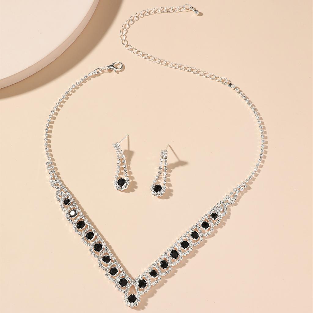 Necklace Earrings Set European and American Rhinestone Bridal Jewelry Chain Diamond Banquet Set Chain Two-piece Set