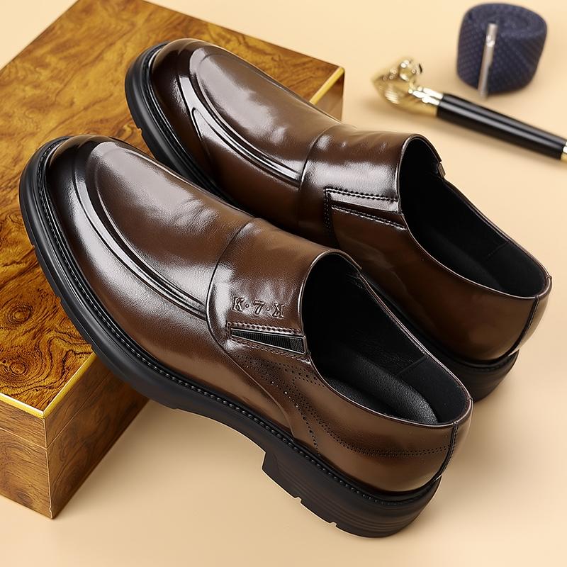 Fashion New Fashion Men Loafers Summer Driving Shoes Handmade Man Slip On Footwear Soft Comfy Men Casual Flats Thick Bottom Oxford Shoes