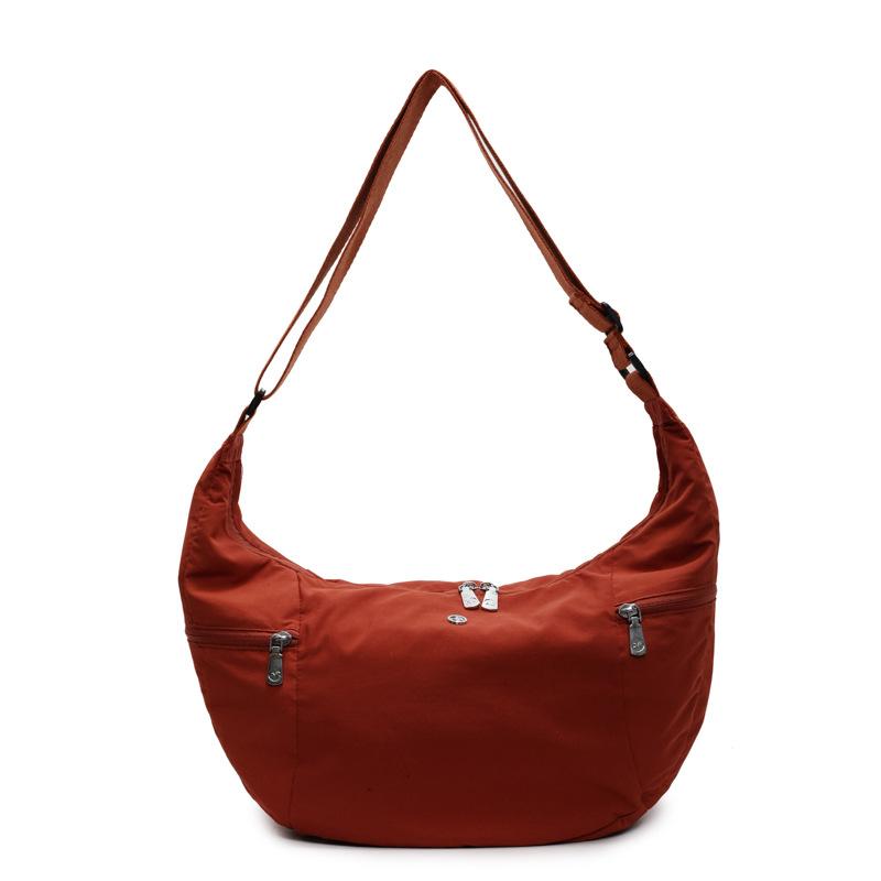 One-shoulder Oblique Span Large-capacity Dumpling Bag, New Commuter, Light and Fashionable Fitness Yoga Bag