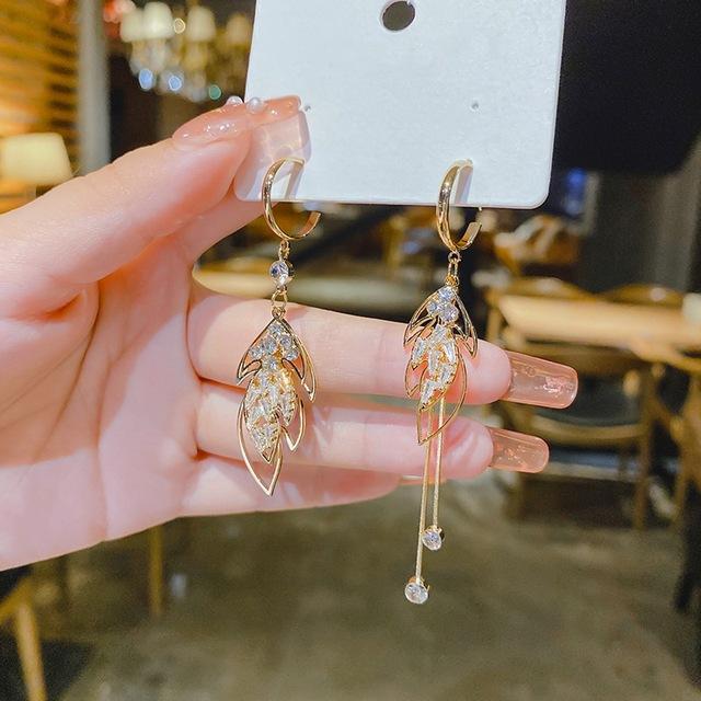 Французские легкие роскошные серьги с кисточками в виде цветка тюльпана для женщин, корейские изысканные висячие серьги с цирконом и опалом, вечерние рождественские украшения