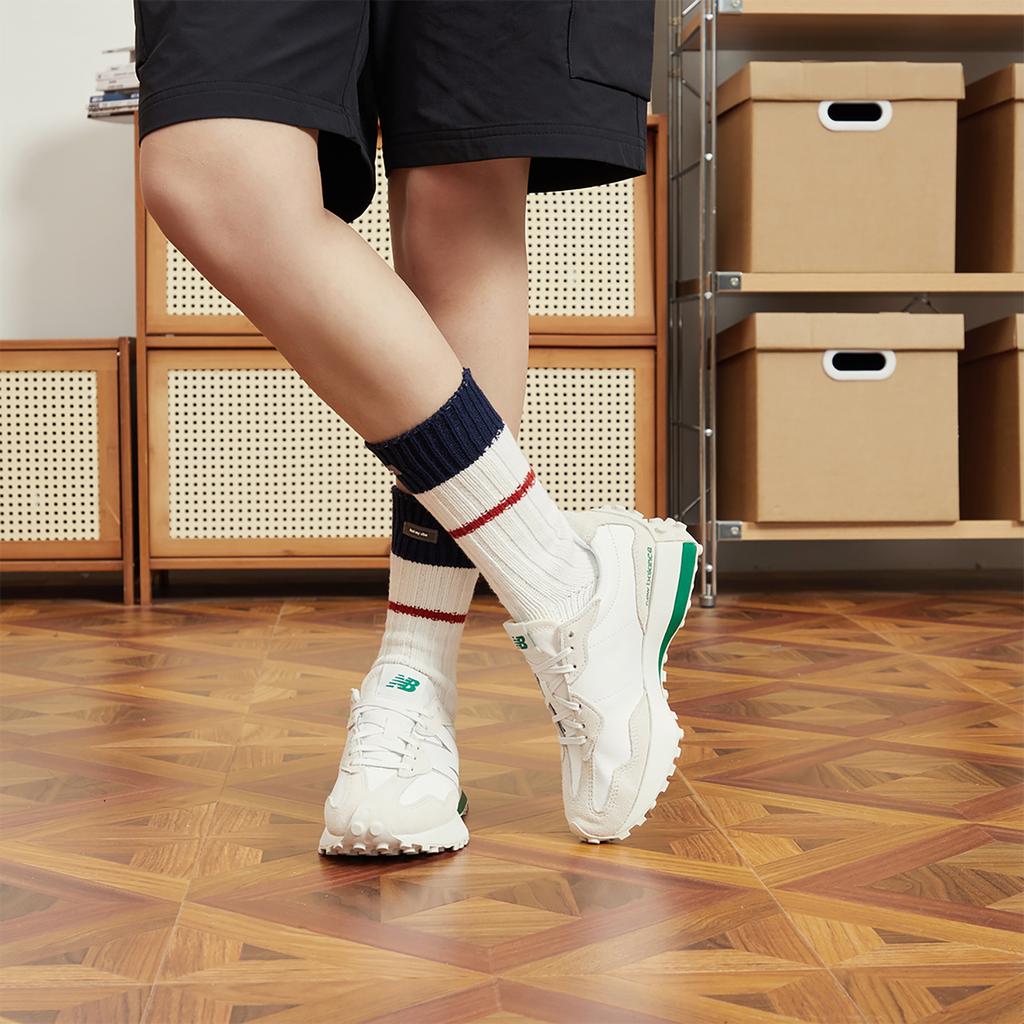 New Balance 327 Cream Green Unisex Sneakers White U327UNP