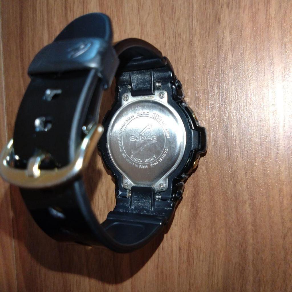 Б/у Цифровые часы CASIO Baby-G BG6901 Черно-золотые