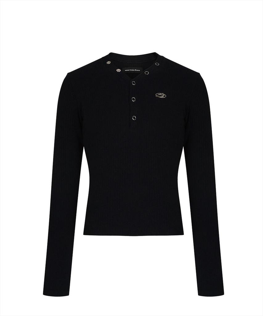 MORE THAN BLACK Logo Snap Knit