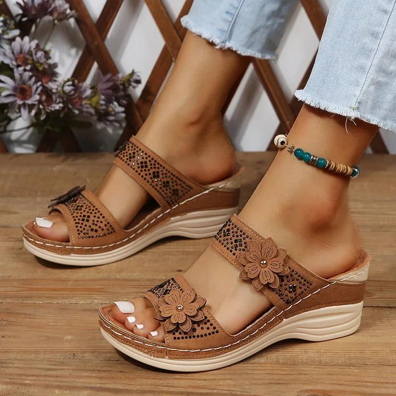Fashion Women Slippers Plus Size Women's Shoes Retro Roman Sandals Women Pu Casual Flower Wedge Sandals Platform Slippers