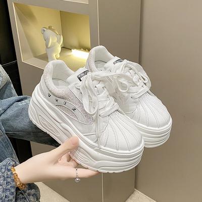 Женская обувь – Кроссовки