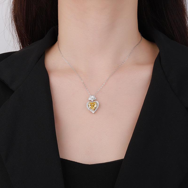 Осенне-зимние украшения Бриллиант с высоким содержанием углерода Огранка «Ледяной цветок» Латунь Бриллиант Медь Инкрустированное сердце Комплект 10 * 10