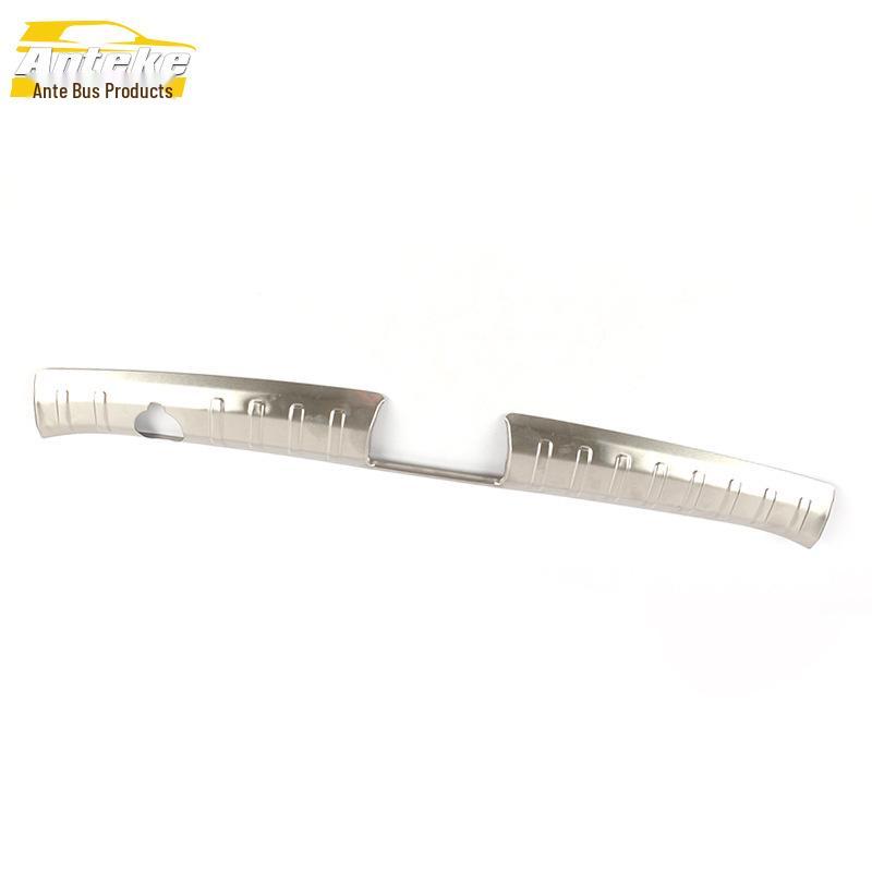 Venucia M50V Rear Guard Plate: Stainless Steel Trunk Protection Pedal