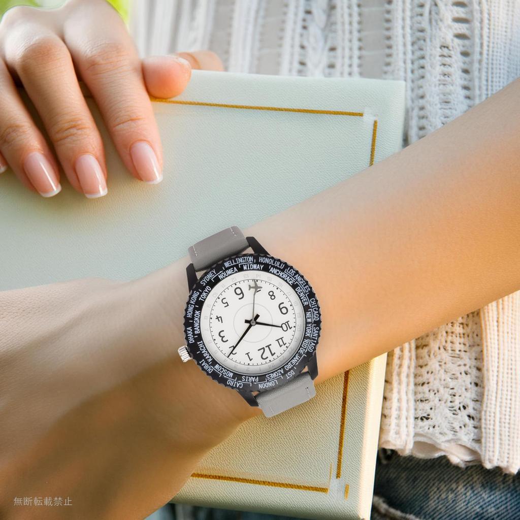 Fieldwork Women's Analog Watch with Leather Strap, World Time Display, Rotating Bezel, Gray, Wald YM125-1