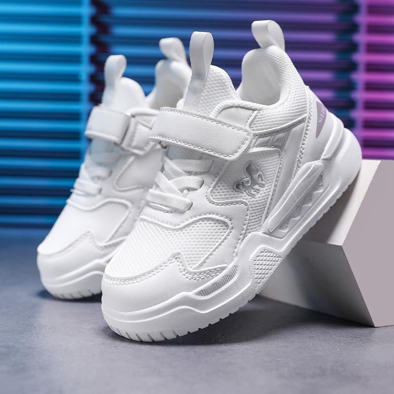 Детская обувь для скейтборда 2025 весна новая обувь для начальной школы мальчики мягкая подошва нескользящая повседневная обувь школьная белая обувь девочки