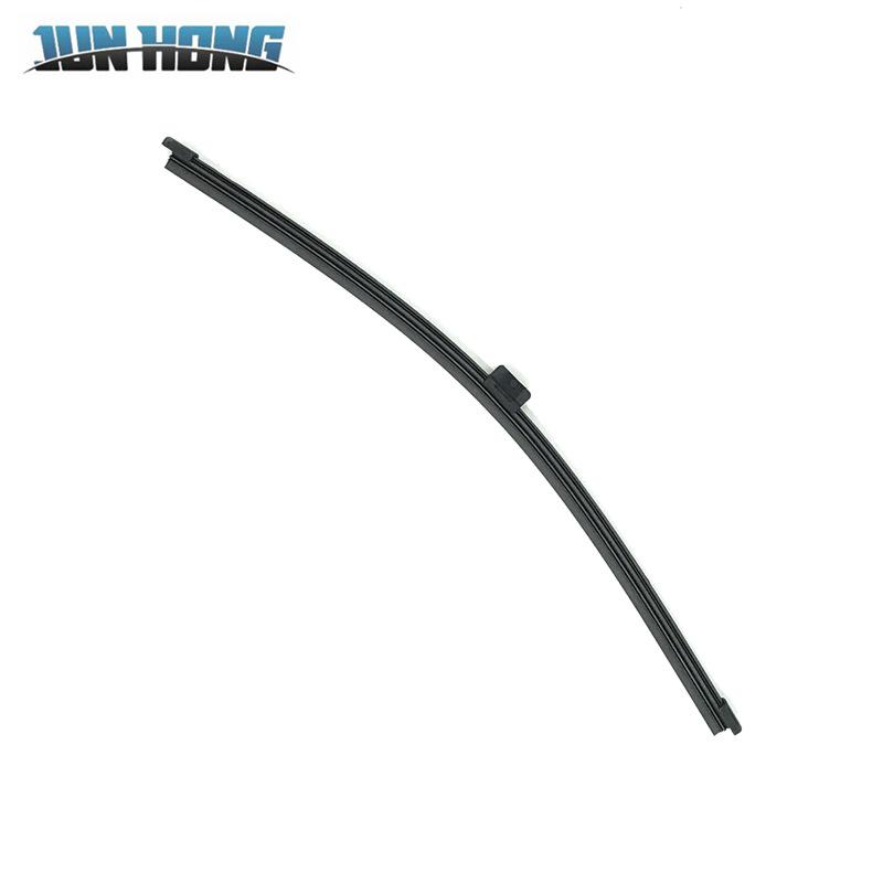 GAC Trumpchi GM8 Rear Wiper Blade & Rocker Arm Cover Assembly