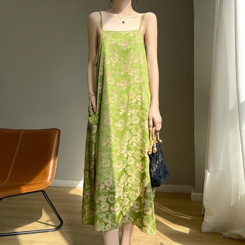 Весна Новое Женское Платье из Ацетатного Сатина с Жакардовым Узором на Воротнике и Бретелях, Без Рукавов, Длинное